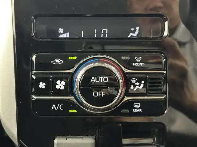 トヨタ ルーミー カスタムG 千葉県 2020(令2)年 2.2万km プラムブラウンパールクリスタルシャイン スマートアシスト/・衝突回避支援ブレーキ機能/・衝突警報機能/・車線逸脱警報機能/・ふらつき警報/・ブレーキ制御付誤発進抑制機能/・先行車発進お知らせ機能/・アダプティブドライビングビーム/・アダプティブクルーズコントロール/・サイドビューランプ/・コーナーセンサー/・路側逸脱警報/・標識認識機能/純正7インチメモリーナビ/・フルセグTV/・Bluetoothオーディオ接続/・CD/DVD再生機能/・全方位カメラ/両側パワースライドドア/LEDヘッドライト/スマートキー/前後コーナーセンサー