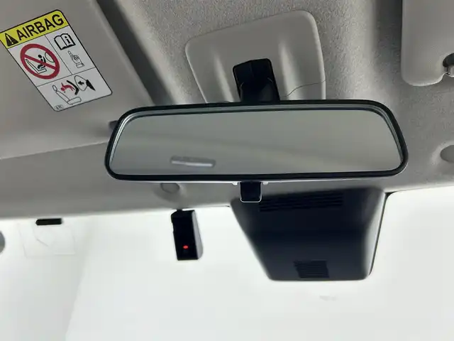 トヨタ ルーミー カスタムG 千葉県 2020(令2)年 2.2万km プラムブラウンパールクリスタルシャイン スマートアシスト/・衝突回避支援ブレーキ機能/・衝突警報機能/・車線逸脱警報機能/・ふらつき警報/・ブレーキ制御付誤発進抑制機能/・先行車発進お知らせ機能/・アダプティブドライビングビーム/・アダプティブクルーズコントロール/・サイドビューランプ/・コーナーセンサー/・路側逸脱警報/・標識認識機能/純正7インチメモリーナビ/・フルセグTV/・Bluetoothオーディオ接続/・CD/DVD再生機能/・全方位カメラ/両側パワースライドドア/LEDヘッドライト/スマートキー/前後コーナーセンサー
