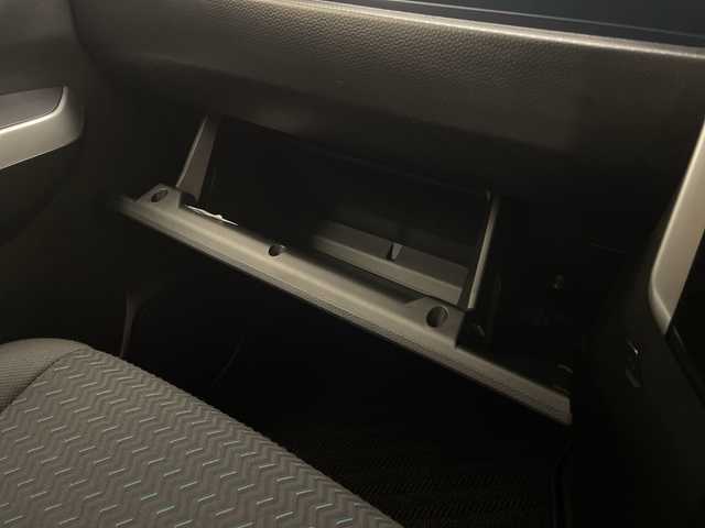 トヨタ ルーミー カスタムG 宮崎県 2020(令2)年 2.2万km プラムブラウンパールクリスタルシャイン 禁煙車/トヨタセーフティセンス/純正ナビTV/（NSCN-W68/CD/Bluetooth/FMAM/ワンセグTV)/純正ドライブレコーダー/純正LEDオートライト/純正LEDフォグ/純正14インチアルミ/純正フロアマット/両側電動スライドドア/アダプティブクルーズコントロール/プリクラッシュセーフティ/オートマチックハイビーム/レーンディパーチャーアラート/クリアランスソナー/電子パーキング/オートホールド/オートエアコン/本革巻ハンドル/スマートキー/プッシュエンジンスタート/スペアキー/新車時保証書/取扱い説明書