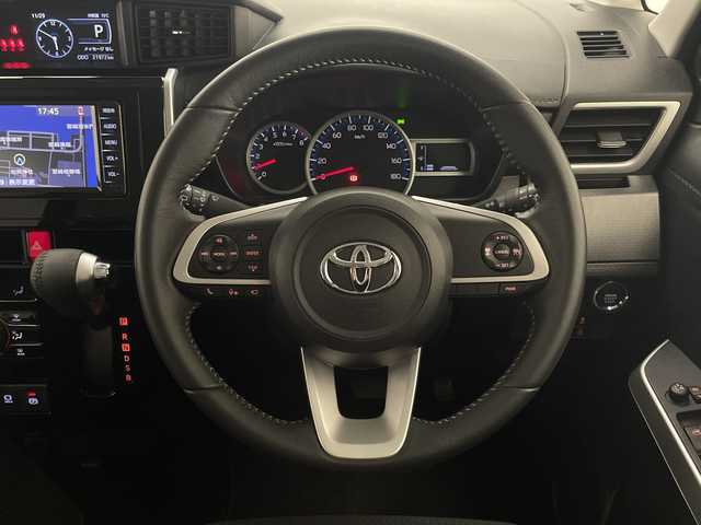 トヨタ ルーミー カスタムG 宮崎県 2020(令2)年 2.2万km プラムブラウンパールクリスタルシャイン 禁煙車/トヨタセーフティセンス/純正ナビTV/（NSCN-W68/CD/Bluetooth/FMAM/ワンセグTV)/純正ドライブレコーダー/純正LEDオートライト/純正LEDフォグ/純正14インチアルミ/純正フロアマット/両側電動スライドドア/アダプティブクルーズコントロール/プリクラッシュセーフティ/オートマチックハイビーム/レーンディパーチャーアラート/クリアランスソナー/電子パーキング/オートホールド/オートエアコン/本革巻ハンドル/スマートキー/プッシュエンジンスタート/スペアキー/新車時保証書/取扱い説明書