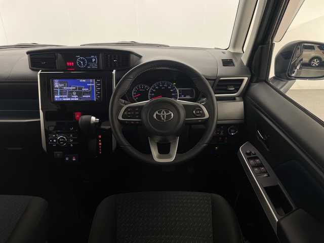 トヨタ ルーミー カスタムG 宮崎県 2020(令2)年 2.2万km プラムブラウンパールクリスタルシャイン 禁煙車/トヨタセーフティセンス/純正ナビTV/（NSCN-W68/CD/Bluetooth/FMAM/ワンセグTV)/純正ドライブレコーダー/純正LEDオートライト/純正LEDフォグ/純正14インチアルミ/純正フロアマット/両側電動スライドドア/アダプティブクルーズコントロール/プリクラッシュセーフティ/オートマチックハイビーム/レーンディパーチャーアラート/クリアランスソナー/電子パーキング/オートホールド/オートエアコン/本革巻ハンドル/スマートキー/プッシュエンジンスタート/スペアキー/新車時保証書/取扱い説明書