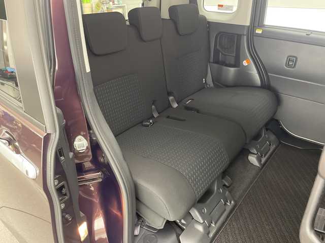 トヨタ ルーミー カスタムG 宮崎県 2020(令2)年 2.2万km プラムブラウンパールクリスタルシャイン 禁煙車/トヨタセーフティセンス/純正ナビTV/（NSCN-W68/CD/Bluetooth/FMAM/ワンセグTV)/純正ドライブレコーダー/純正LEDオートライト/純正LEDフォグ/純正14インチアルミ/純正フロアマット/両側電動スライドドア/アダプティブクルーズコントロール/プリクラッシュセーフティ/オートマチックハイビーム/レーンディパーチャーアラート/クリアランスソナー/電子パーキング/オートホールド/オートエアコン/本革巻ハンドル/スマートキー/プッシュエンジンスタート/スペアキー/新車時保証書/取扱い説明書