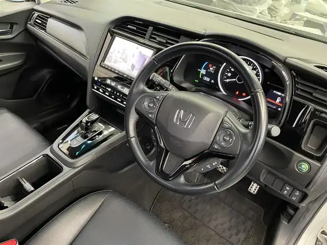 ホンダ シャトル ハイブリッド Z ホンダセンシング 宮城県 2019(令1)年 3.9万km プラチナホワイトパール /純正8インチメモリナビ//CD/DVD/SD/BT/AUX/フルセグテレビ//レーダークルーズコントロール//衝突被害軽減ブレーキ//バックカメラ//レーンキープアシスト//ETC//社外ドライブレコーダー前後//LEDヘッドライト//オートハイビーム