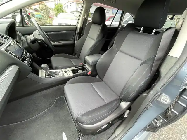 スバル レヴォーグ 1．6GT アイサイト 神奈川県 2014(平26)年 10.3万km スティールブルーグレーM (株)IDOMが運営する【じしゃロン秦野店】の自社ローン専用車両になります。こちらは現金またはオートローンご利用時の価格です。自社ローンご希望の方は別途その旨お申付け下さい/純正メモリナビ／Ｂｌｕｅｔｏｏｔｈ（ハンズフリー）／フルセグＶ／ＵＳＢ／ＡＵＸ／ＣＤ/アイサイト/・衝突軽減ブレーキ/・レーンキープアシスト/ＥＴＣ/スマートキー/プッシュエンジンスタート/前方ドライブレコーダー/レーダークルコン/純正フロアマット/純正アルミホイール