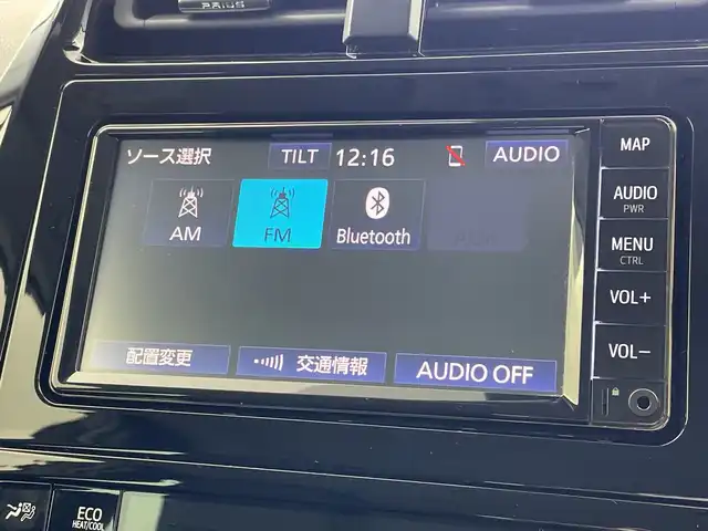 トヨタ プリウス S 三重県 2022(令4)年 4.8万km プラチナホワイトパールマイカ /禁煙車//純正ナビ/（BT、AUX、FM.AM）//全方位カメラ//Toyota Safety Sense/・プリクラッシュセーフティ/・レーントレーシングアシスト/・クリアランスソナー/・ロードサインアシスト//レーダークルーズコントロール//ビルトインETC//オートハイビーム//ステアリングスイッチ//トノカバー//スマートキー
