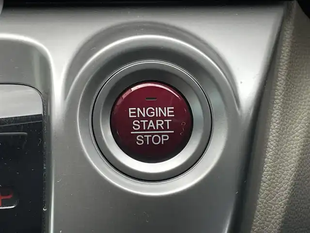 ホンダ Ｎ ＷＧＮ G 道央・札幌 2017(平29)年 0.8万km ルナシルバーM ４WD/社外オーディオ/AM/FM/CD/BT/横滑り防止装置/ドライブレコーダー/ECONモード/前席シートヒーター/プッシュスタート/スマートキー/ハロゲンヘッドライト/ヘッドライトレベライザー/電動格納ミラー/ヒーテッドドアミラー/純正フロアマット/ドアバイザー/社外AW付夏タイヤ積込/155/65/R14/2017年/山5mm