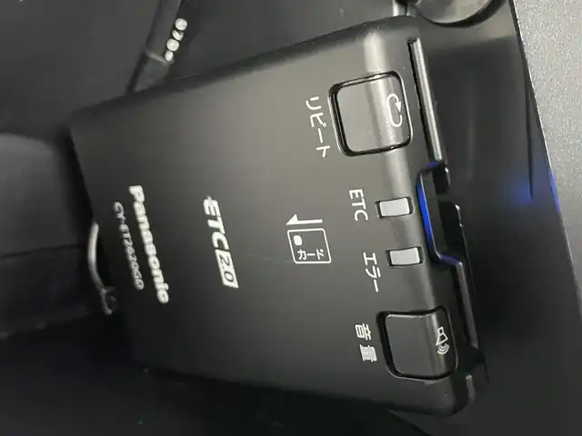 トヨタ ハイラックス Z 大阪府 2023(令5)年 2万km 黒 社外9インチディスプレイオーディオ（ALPINE）/（AppleCarPlay/AndroidAuto/Bluetooth/HDMI/USB）/前後ドライブレコーダー　/バックカメラ　/純正17インチアルミホイール/LEDヘッドライト　/クルーズコントロール　/ETC　/リアデフロック　/ハードトノカバー　/スペアタイヤ有