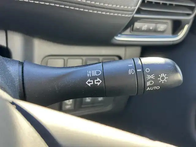 日産 セレナ ハイウェイスター 熊本県 2017(平29)年 2.7万km アズライトブルー 純正9インチナビ/・AM/FM/CD/DVD/BT/SD/USB/・フルセグTV/アラウンドビューモニター/フリップダウンモニター/衝突軽減ブレーキ/レーンキープアシスト/オートハイビーム/クルーズコントロール/ドライブレコーダー/標識認識機能/ふらつき警報/パーキングアシスト/両側電動スライドドア/革巻きステアリング/ステアリングスイッチ/LEDヘッドライト/ETC/純正フロアマット/電動格納ミラー/ウインカーミラー/後席ロールサンシェード/ドアバイザー/プッシュスタート/スペアキー
