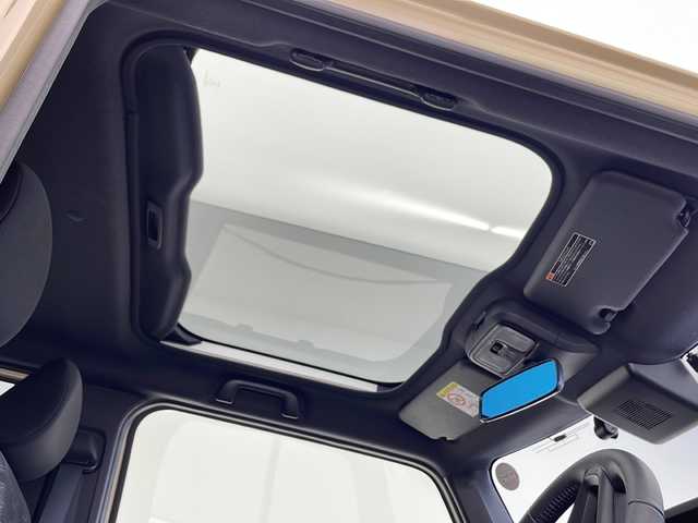 ダイハツ タフト G ターボ 千葉県 2021(令3)年 2万km サンドベージュメタリック 衝突軽減ブレーキ/レーンキープアシスト/レーダークルーズコントロール/純正SDナビ/（フルセグ/Bluetooth/DVD/CD/FM/AM）/バックカメラ/ETC/ドライブレコーダー（前のみ）/ガラスルーフ/スマートキー/LEDヘッドライト/電動格納ミラー/純正フロアマット/Wエアバッグ