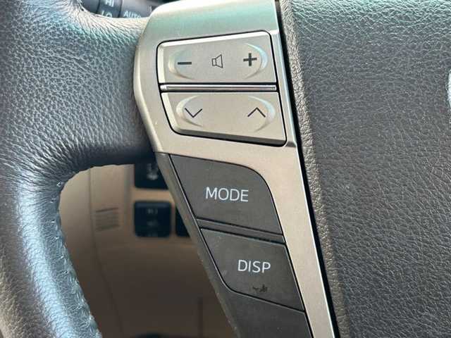 トヨタ アルファード 350G Lパッケージ 和歌山県 2011(平23)年 10.3万km ホワイトパールクリスタルシャイン 純正8インチナビ/フルセグTV/CD/DVD/バックカメラ/ビルトインETC/前後ドライブレコーダー/純正フリップダウンモニター/サンルーフ/両側パワースライドドア/電動リアゲート/クルーズコントロール/クリアランスソナー/革本木目ステアリング/ステアリングスイッチ/レザーシート/全席パワーシート/シートメモリー/運転席シートヒーター/オットマン/クールボックス/HIDヘッドライト/フォグランプ/オートライト/オートワイパー/電動格納ミラー/純正17インチAW/プッシュスタート/スマートキー/スペアキー/取扱説明書