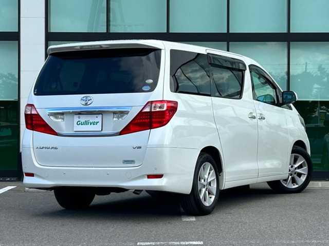 トヨタ アルファード 350G Lパッケージ 和歌山県 2011(平23)年 10.3万km ホワイトパールクリスタルシャイン 純正8インチナビ/フルセグTV/CD/DVD/バックカメラ/ビルトインETC/前後ドライブレコーダー/純正フリップダウンモニター/サンルーフ/両側パワースライドドア/電動リアゲート/クルーズコントロール/クリアランスソナー/革本木目ステアリング/ステアリングスイッチ/レザーシート/全席パワーシート/シートメモリー/運転席シートヒーター/オットマン/クールボックス/HIDヘッドライト/フォグランプ/オートライト/オートワイパー/電動格納ミラー/純正17インチAW/プッシュスタート/スマートキー/スペアキー/取扱説明書