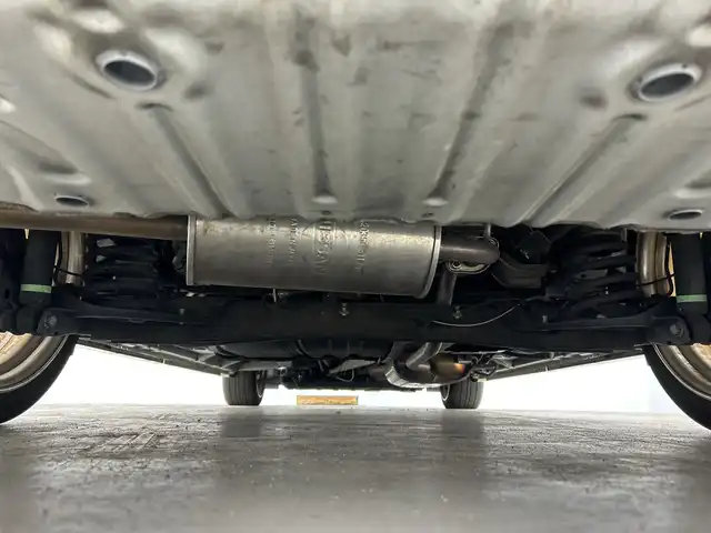 日産 セレナ e－パワー ハイウェイスター V 愛知県 2020(令2)年 5.6万km ブリリアントホワイトパール 禁煙車/純正10インチナビ/（AM/FM/フルセグ/BT/CD/DVD）/純正フリップダウンモニター/IMPULエアロ（F/S/R）/プロパイロット/両側パワースライドドア/全方位カメラ/D/N席シートヒーター/18インチWORKSアルミホイール/側方支援/後側方支援/エマージェンシーブレーキ/速度標識表示/道路標識表示/駐車支援/ふらつき警報/LEDヘッドライト/ステアリングヒーター/ビルトインETC/純正フロアマット/プッシュスタート/スマートキー