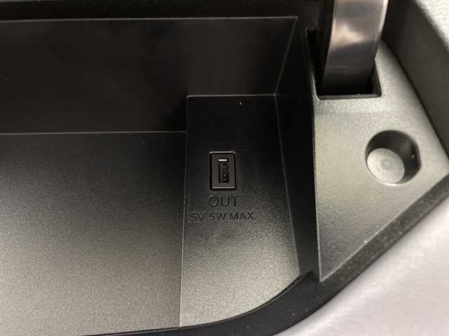 日産 セレナ e－パワー ハイウェイスター V 鹿児島県 2020(令2)年 6.2万km ダイヤモンドブラック 純正10インチナビ/（AM/FM/CD/DVD/Bluetooth/フルセグ）/フリップダウンモニター/プロパイロット/アラウンドビューモニター/両側パワースライドドア/ナビ連動ドライブレコーダー/ブラインドスポットモニター/ETC2.0/オートホールド/電子パーキング/パーキングアシスト/純正シートカバー/スマートキー/LEDヘッドライト