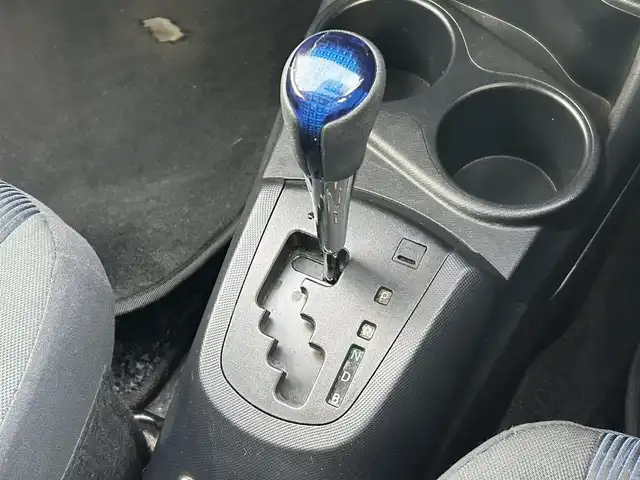 トヨタ アクア S 道南・函館 2015(平27)年 7.9万km ブラックマイカ /純正ＳＤナビ//フルセグＴＶ//夏冬タイヤ//エンジンスターター//バックカメラ//オートライト//ＡＢＳ//社外ＡＷ//フロアマット//ＥＴＣ//プッシュスタート//スマートキー//スペアキー//ＥＴＣ//保証書//取扱説明書