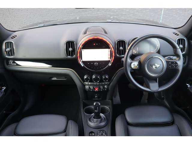 ＭＩＮＩ ＢＭＷ ミニ クロスオーバー クーパー D シャドーED 大分県 2021(令3)年 6万km ミッドナイト・ブラック・メタリック 特別仕様車/アダプティブクルーズコントロール/純正ディスプレイオーディオ/CarPlay/Bluetooth/USB/ワイヤレス充電/黒革/シートヒーター/バックカメラ/オートライト/純正18インチAW/ミラー一体型ETC/社外ドライブレコーダー（前）