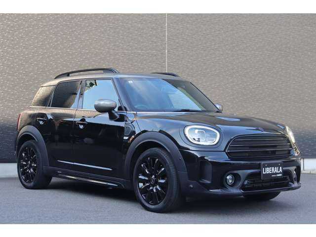 ＭＩＮＩ ＢＭＷ ミニ クロスオーバー クーパー D シャドーED 大分県 2021(令3)年 6万km ミッドナイト・ブラック・メタリック 特別仕様車/アダプティブクルーズコントロール/純正ディスプレイオーディオ/CarPlay/Bluetooth/USB/ワイヤレス充電/黒革/シートヒーター/バックカメラ/オートライト/純正18インチAW/ミラー一体型ETC/社外ドライブレコーダー（前）