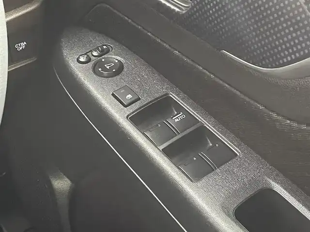 ホンダ Ｎ ＷＧＮ カスタム G ターボパッケージ 道央・札幌 2014(平26)年 5.1万km スマートブラック ・４WD/・DOPギャザーズ7型メモリーナビ/　CD/DVD/SD/USB/フルセグTV/・ステアリングスイッチ/・バックカメラ/・純正エンジンスターター/・あんしんパッケージ/・CTBA(シティブレーキアクティブシステム)/・横滑り防止装置/・ABS/・クルーズコントロール/・パドルシフト/・プラズマクラスター付AAC/・オートライト/・キセノンヘッドライト/・フォグランプ/・ミラーウィンカー/・ミラーヒーター/・ドアバイザー/・純正フロアマット/・プッシュスタート/・スマートキー/・スペアキー/・取扱説明書