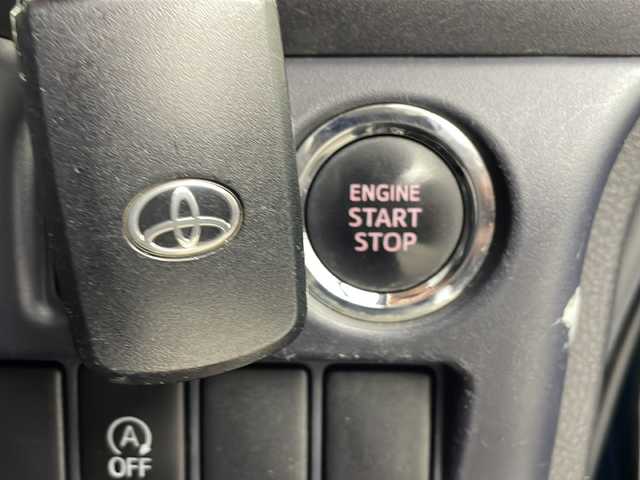 トヨタ ヴォクシー ZS 煌 新潟県 2014(平26)年 7.8万km ブラッキッシュアゲハガラスフレーク 　ワンオーナー/　フルセグテレビ/　バックカメラ/　フリップダウンモニター/　プッシュスタート/　両側パワースライドドア/　ETC/　LEDヘッドライト/　オートライト/　アイドリングストップ/　ウィンカーミラー/　ドアバイザー