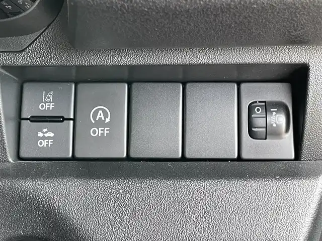 スズキ ジムニー XG 香川県 2023(令5)年 4.2万km ジャングルグリーン スズキセーフティサポート/・デュアルセンサーブレーキサポート/・車線逸脱警報機能/・ふらつき警報機能/・ハイビームアシスト/・先行車発進お知らせ機能/ワンオーナー　/禁煙車　/カーオーディオ【DEH-5600】/(Bluetooth/CD/AUX)/MT車/４WD/純正16インチアルミホイール/ロッドホルダー/リアアンダーミラー/リフトアップ/ヒルホールドコントロール/ETC/オートライト/ACエアコン/光軸調整/リモコンキー