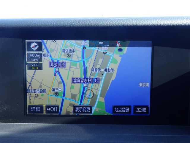 レクサス ＩＳ 300h バージョンL 千葉県 2013(平25)年 5.5万km ソニックチタニウム ホワイトレザーシート/前席パワーシート/エアシート/シートヒーター/純正SDナビ/地デジTV/【DVD/CD再生可　Bluetooth接続】/バックカメラ/ドライブレコーダー（前後撮影）/ETC/LEDヘッドライト/フォグライト/ウインカーミラー/革巻きステアリング/パドルシフト/ステアリングスイッチ/純正17インチアルミホイル/サイド/カーテンエアバッグ/スマートキー