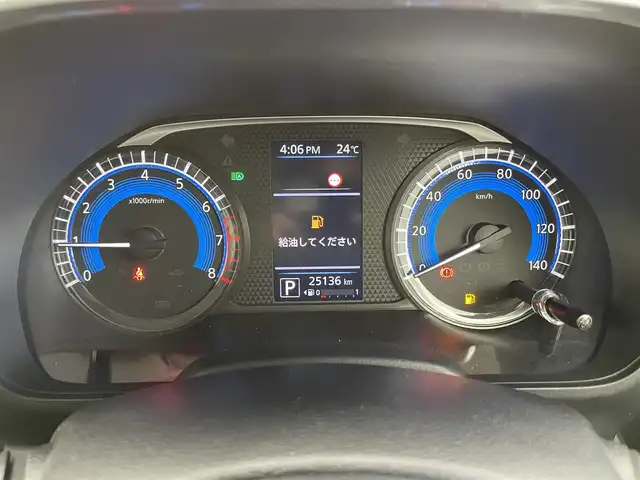 日産 ルークス ハイウェイスター X 千葉県 2020(令2)年 2.6万km ホワイトパール 禁煙車/エマージェンシーブレーキ/快適パックA/・プラズマクラスター付きリヤシーリングファン/・パーソナルテーブル/・カップホルダー/・USBソケット(助手席シート裏)/・ロールサンシェード/・撥水加工シート/社外７インチナビ/・Bluetooth.フルセグTV.CD.SD/アラウンドビューモニター/ステアリングスイッチ/LEDヘッドライト/フォグランプ/純正１４インチアルミ/プッシュスタート/スマートキー/スペアキー