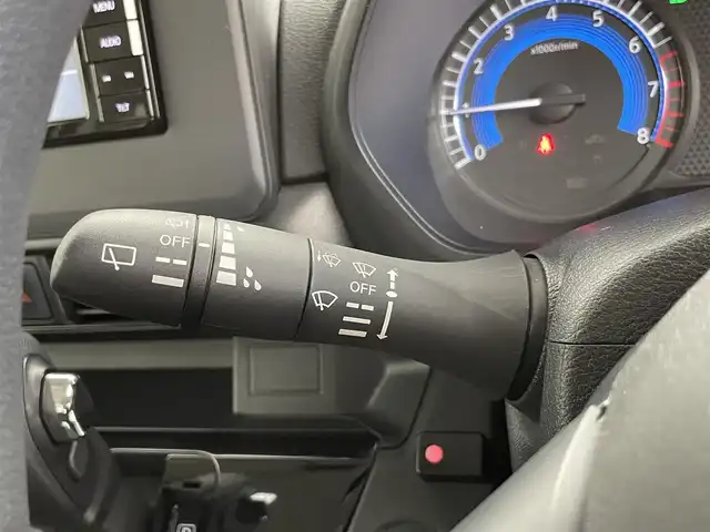 日産 ルークス ハイウェイスター X 千葉県 2020(令2)年 2.6万km ホワイトパール 禁煙車/エマージェンシーブレーキ/快適パックA/・プラズマクラスター付きリヤシーリングファン/・パーソナルテーブル/・カップホルダー/・USBソケット(助手席シート裏)/・ロールサンシェード/・撥水加工シート/社外７インチナビ/・Bluetooth.フルセグTV.CD.SD/アラウンドビューモニター/ステアリングスイッチ/LEDヘッドライト/フォグランプ/純正１４インチアルミ/プッシュスタート/スマートキー/スペアキー