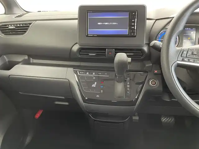 日産 ルークス ハイウェイスター X 千葉県 2020(令2)年 2.6万km ホワイトパール 禁煙車/エマージェンシーブレーキ/快適パックA/・プラズマクラスター付きリヤシーリングファン/・パーソナルテーブル/・カップホルダー/・USBソケット(助手席シート裏)/・ロールサンシェード/・撥水加工シート/社外７インチナビ/・Bluetooth.フルセグTV.CD.SD/アラウンドビューモニター/ステアリングスイッチ/LEDヘッドライト/フォグランプ/純正１４インチアルミ/プッシュスタート/スマートキー/スペアキー