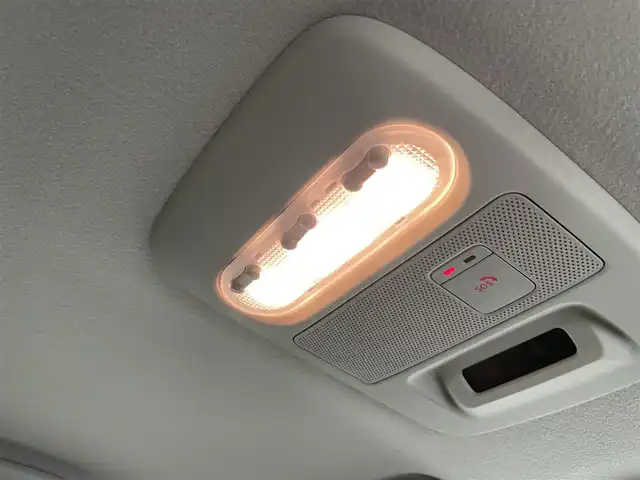 日産 ルークス ハイウェイスター X 千葉県 2020(令2)年 2.6万km ホワイトパール 禁煙車/エマージェンシーブレーキ/快適パックA/・プラズマクラスター付きリヤシーリングファン/・パーソナルテーブル/・カップホルダー/・USBソケット(助手席シート裏)/・ロールサンシェード/・撥水加工シート/社外７インチナビ/・Bluetooth.フルセグTV.CD.SD/アラウンドビューモニター/ステアリングスイッチ/LEDヘッドライト/フォグランプ/純正１４インチアルミ/プッシュスタート/スマートキー/スペアキー