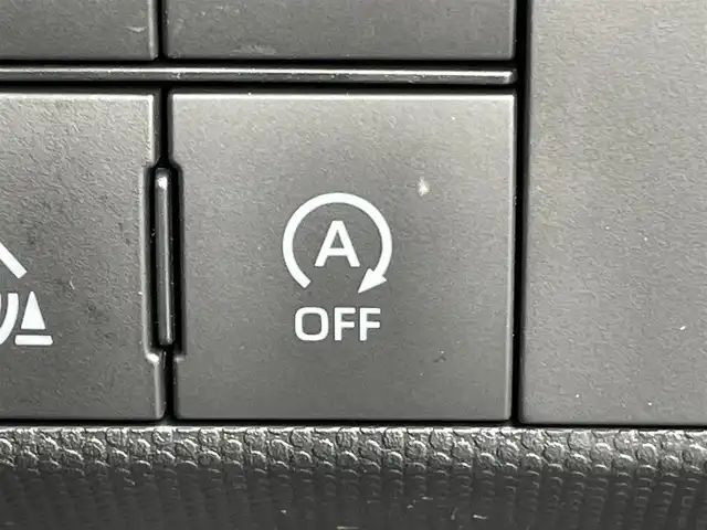 ダイハツ タフト G ダーククロムベンチャー 東京都 2025(令7)年 0.1千km ブラックマイカメタリック 届出済未使用車/登録時走行8km/ガラスルーフ/シートヒーター前席/アイドリングストップ/スマートアシスト/衝突警報機能/衝突回避支援ブレーキ機能/ブレーキ制御付誤発進抑制機能/車線逸脱警報機能/路外逸脱警報機能/ふらつき警報/先行車発進お知らせ機能/標識認識機能/全車速追従機能付オートクルーズコントロール/レーンキープコントロール/オートハイビーム/アダプティブドライビングビーム/電動パーキングブレーキ/オートブレーキホールド/LEDヘッドライト/フォグライト