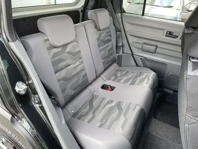 ダイハツ タフト G ダーククロムベンチャー 東京都 2025(令7)年 0.1千km ブラックマイカメタリック 届出済未使用車/登録時走行8km/ガラスルーフ/シートヒーター前席/アイドリングストップ/スマートアシスト/衝突警報機能/衝突回避支援ブレーキ機能/ブレーキ制御付誤発進抑制機能/車線逸脱警報機能/路外逸脱警報機能/ふらつき警報/先行車発進お知らせ機能/標識認識機能/全車速追従機能付オートクルーズコントロール/レーンキープコントロール/オートハイビーム/アダプティブドライビングビーム/電動パーキングブレーキ/オートブレーキホールド/LEDヘッドライト/フォグライト