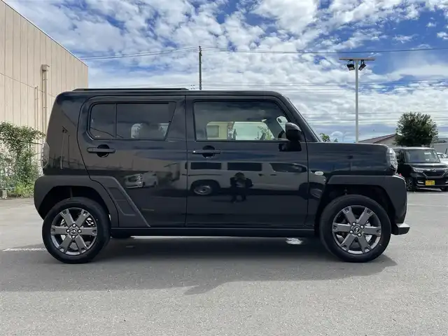 ダイハツ タフト G ダーククロムベンチャー 東京都 2025(令7)年 0.1千km ブラックマイカメタリック 届出済未使用車/登録時走行8km/ガラスルーフ/シートヒーター前席/アイドリングストップ/スマートアシスト/衝突警報機能/衝突回避支援ブレーキ機能/ブレーキ制御付誤発進抑制機能/車線逸脱警報機能/路外逸脱警報機能/ふらつき警報/先行車発進お知らせ機能/標識認識機能/全車速追従機能付オートクルーズコントロール/レーンキープコントロール/オートハイビーム/アダプティブドライビングビーム/電動パーキングブレーキ/オートブレーキホールド/LEDヘッドライト/フォグライト