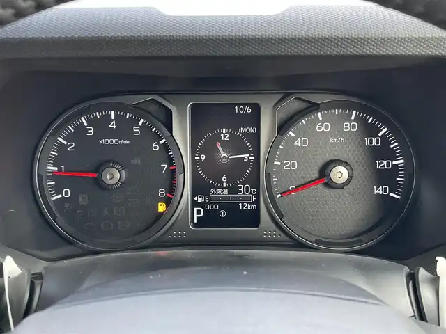 ダイハツ タフト G ダーククロムベンチャー 東京都 2025(令7)年 0.1千km ブラックマイカメタリック 届出済未使用車/登録時走行8km/ガラスルーフ/シートヒーター前席/アイドリングストップ/スマートアシスト/衝突警報機能/衝突回避支援ブレーキ機能/ブレーキ制御付誤発進抑制機能/車線逸脱警報機能/路外逸脱警報機能/ふらつき警報/先行車発進お知らせ機能/標識認識機能/全車速追従機能付オートクルーズコントロール/レーンキープコントロール/オートハイビーム/アダプティブドライビングビーム/電動パーキングブレーキ/オートブレーキホールド/LEDヘッドライト/フォグライト