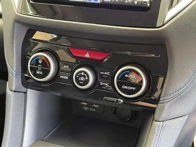 スバル ＸＶ ハイブリッド アドバンス 岩手県 2021(令3)年 1.2万km ダークブルーパール ４WD/アイサイトツーリングアシスト/X-MODE/プリクラッシュブレーキ/アクティブレーンキープ/全車速追従機能付きクルーズコントロール/ツーリングアシスト/ヒルディセントコントロール/アダプティブドライビングビーム/リヤビークルディテクション/ステアリング連動ヘッドランプ/パドルシフト/パワーシート/純正ALPINEナビ/（CD/DVD/フルセグ/SD/Bluetooth）/フロント・サイド・バックモニター/ETC2.0/ドライブレコーダー/LEDヘッドライト/純正アルミホイール