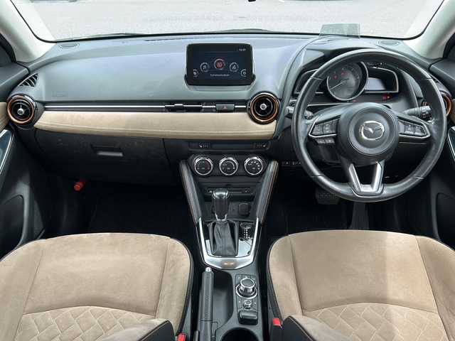 マツダ デミオ XDテーラードブラウン 茨城県 2018(平30)年 4.5万km マシーングレープレミアムM ワンオーナー/純正メモリナビ/(地デジTV・CD・DVD・BT・USB・ラジオ再生)/クルーズコントロール/衝突軽減ブレーキ/シートヒーター/バックカメラ/オートライト/LEDヘッドライト/純正16inアルミホイール/純正フロアマット/スマートキー/取扱説明書/保証書