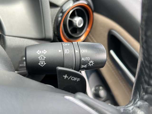 マツダ デミオ XDテーラードブラウン 茨城県 2018(平30)年 4.5万km マシーングレープレミアムM ワンオーナー/純正メモリナビ/(地デジTV・CD・DVD・BT・USB・ラジオ再生)/クルーズコントロール/衝突軽減ブレーキ/シートヒーター/バックカメラ/オートライト/LEDヘッドライト/純正16inアルミホイール/純正フロアマット/スマートキー/取扱説明書/保証書