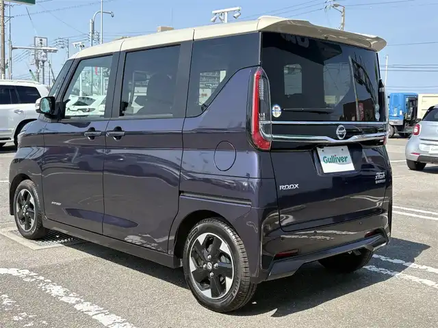 日産 ルークス HWS X プロパイロットED 徳島県 2020(令2)年 0.8万km パープル カラーコード（S45V11）/ワンオーナー車　/エマージェンシーブレーキ　/９型純正ナビゲーション　/（フルセグ/CD/DVD/SD/Bluetooth）/全方位モニター　/プロパイロット　/LEDヘッドライト/LEDデイライト/ハンズフリードア　/両側パワースライドドア　/サーキュレーター　/ＥＴＣ　/電気式パーキングブレーキ/オートホールド/ステアリングリモコン/プッシュスタート　/スペアキー/カーテンエアバック