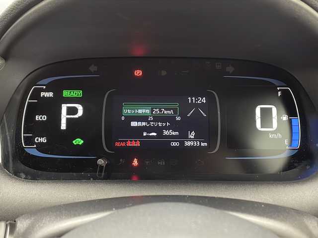 トヨタ アクア X 千葉県 2023(令5)年 3.9万km プラチナホワイトパールマイカ 純正ディスプレイオーディオ/ナビキット/バックカメラ/ステアリングリモコン/トヨタセーフティセンス/・レーダークルーズコントロール/・レーンキープアシスト/・プリクラッシュセーフティ/・オートマチックハイビーム/LEDオートライト/ビルトインETC/プッシュスタート/スマートキー/純正フロアマット