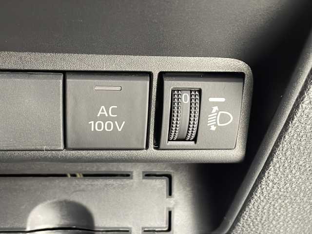 トヨタ アクア X 千葉県 2023(令5)年 3.9万km プラチナホワイトパールマイカ 純正ディスプレイオーディオ/ナビキット/バックカメラ/ステアリングリモコン/トヨタセーフティセンス/・レーダークルーズコントロール/・レーンキープアシスト/・プリクラッシュセーフティ/・オートマチックハイビーム/LEDオートライト/ビルトインETC/プッシュスタート/スマートキー/純正フロアマット