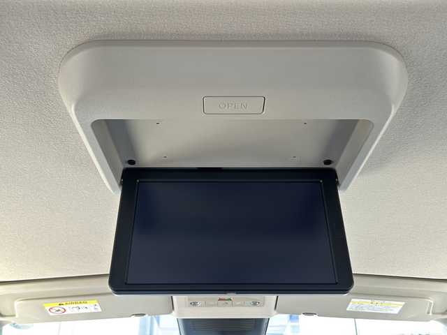 日産 セレナ ハイウェイスター V 静岡県 2024(令6)年 0.5万km プリズムホワイト 純正ナビ/Bluetooth/TV/Apple CarPlay/アラウンドビューモニター/プロパイロット/両側パワースライドドア/フリップダウンモニター/ETC/シートヒーター/ステリングヒーター/コーナーセンサー/置くだけ充電/オートホールド/オートライト/オートハイビーム/LEDヘッドライト