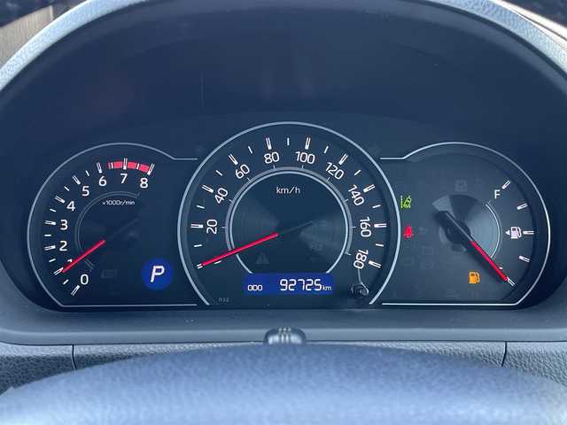 トヨタ ヴォクシー ZS 道央・札幌 2017(平29)年 9.3万km ボルドーマイカメタリック ４WD/寒冷地仕様/純正ディーラーOPナビ/CD/DVD/BT/フルセグ/純正フリップダウンモニター/トヨタセーフティセンス/プリクラッシュセーフティ/横滑り防止装置/クルーズコントロール/レーンキープアシスト/バックカメラ/アイドリングストップ/ECOMODE/ワイパーデアイサー/両側パワースライドドア/革巻きステアリング/ステアリングリモコン/MTモード付AT/プッシュスタート/スマートキー/LEDヘッドライト/オートライト/オートハイビーム/フォグランプ/電動格納ミラー/ウィンカーミラー/純正フロアマット/ドアバイザー