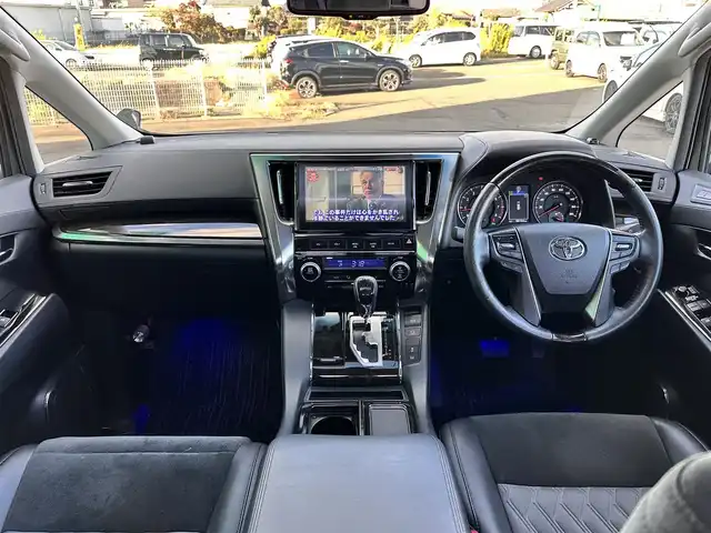 トヨタ ヴェルファイア Z Gエディション 宮城県 2015(平27)年 9.9万km ブラック ツインムーンルーフ/プリクラッシュセーフティー/レーダークルーズコントロール/＝＝＝/SILKBLAZEフロントエアロ/ダウンサスペンション/インテリジェントクリアランスソナー/純正ディーラーOP10インチナビ/フルセグTV/Bluetooth/CD/DVD/SD/ハーフレザーシート/ステリングヒーター/サンシェード/両側パワースライドドア/LEDヘッドライト/ウッドコンビハンドル/ステアリングスイッチ/スペアキー/純正18インチAW/保証書/取扱説明書