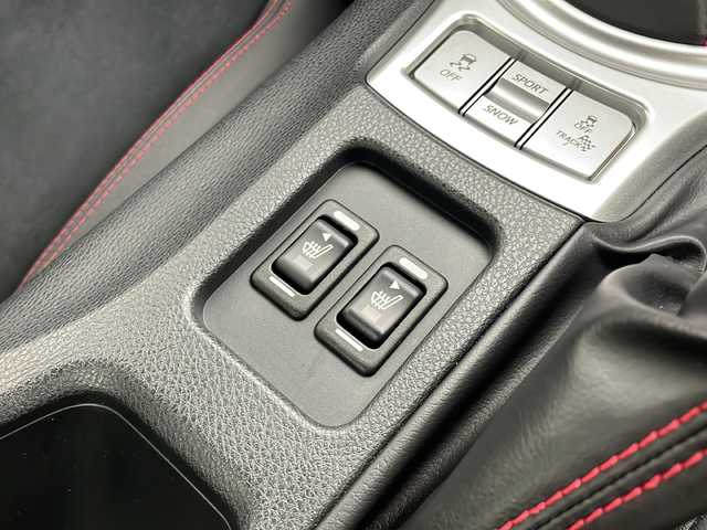 スバル ＢＲＺ S 茨城県 2016(平28)年 4万km WRブルーパール ナビ　バックカメラ　フルセグＴＶ　シートヒーター　ＬＥＤライト　クルコン　スマートキー　横滑り防止装置　純正アルミホイール　プッシュスタート　純正フロアマット　ＥＴＣ２．０　Ｂｌｕｅｔｏｏｔｈ　禁煙車