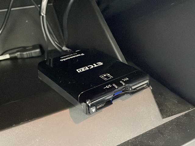 スバル ＢＲＺ S 茨城県 2016(平28)年 4万km WRブルーパール ナビ　バックカメラ　フルセグＴＶ　シートヒーター　ＬＥＤライト　クルコン　スマートキー　横滑り防止装置　純正アルミホイール　プッシュスタート　純正フロアマット　ＥＴＣ２．０　Ｂｌｕｅｔｏｏｔｈ　禁煙車