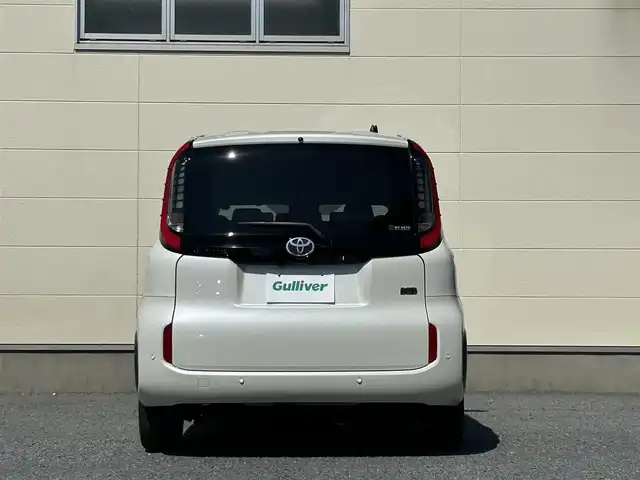 トヨタ シエンタ ハイブリッド Z 茨城県 2022(令4)年 2万km ホワイトパールクリスタルシャイン 純正タッチスクリーンモニター/バックカメラ/アクティブクルーズコントロール/両側パワースライド/Bluetooth接続/フルセグTV/applecarplay/レーンキープアシスト/ドライブレコーダー/３列シート/LEDヘッドライト/スペアキー/純正１５インチアルミホイール/純正フロアマット/盗難防止装置