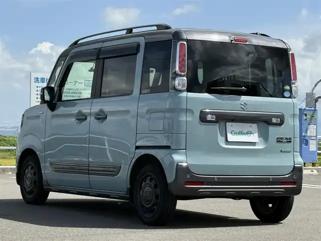スズキ スペーシア ギア HYBRID XZターボ 佐賀県 2020(令2)年 5.8万km オフブルーメタリック/ガンメタリック2トーンルーフ 純正9型ナビゲーション「CN-RZ853」/・AM/FM/CD/DVD/フルセグ/BT//・アラウンドビューモニター/カラーヘッドアップディスプレイ/両側パワースライドドア/純正OPシートカバー/ステアリングリモコン/ビルトインETC/LEDヘッドライト/・オートマチックハイビーム/スマートキー/フロアマット/ドアバイザー/新車保証書/取扱説明書/スペアキー1本/スズキ セーフティサポート/・クルーズコントロール/・デュアルセンサーブレーキサポート/・誤発進抑制機能（前方・後方）/・車線逸脱警報機能/・車線逸脱抑制機能/・ふらつき警報機能/・先行車発進お知らせ機能/・標識認識機能/・後退時ブレーキサポート/・ESP（車両走行安定補助システム）/・ヒルホールドコントロール