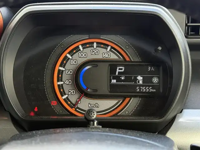 スズキ スペーシア ギア HYBRID XZターボ 佐賀県 2020(令2)年 5.8万km オフブルーメタリック/ガンメタリック2トーンルーフ 純正9型ナビゲーション「CN-RZ853」/・AM/FM/CD/DVD/フルセグ/BT//・アラウンドビューモニター/カラーヘッドアップディスプレイ/両側パワースライドドア/純正OPシートカバー/ステアリングリモコン/ビルトインETC/LEDヘッドライト/・オートマチックハイビーム/スマートキー/フロアマット/ドアバイザー/新車保証書/取扱説明書/スペアキー1本/スズキ セーフティサポート/・クルーズコントロール/・デュアルセンサーブレーキサポート/・誤発進抑制機能（前方・後方）/・車線逸脱警報機能/・車線逸脱抑制機能/・ふらつき警報機能/・先行車発進お知らせ機能/・標識認識機能/・後退時ブレーキサポート/・ESP（車両走行安定補助システム）/・ヒルホールドコントロール