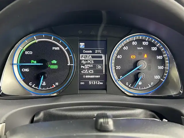 トヨタ ハリアー ハイブリッド プレミアム 道央・札幌 2019(平31)年 5.2万km ホワイトパールクリスタルシャイン ・純正９インチナビ/・フルエアロ/・衝突軽減ブレーキ/・横滑り防止機能/・バックカメラ/・レーンアシスト/・パワーシート/・パワーバックドア/・フルセグＴＶ/・Ｂｌｕｅｔｏｏｔｈオーディオ/・オートライト/・オートハイビーム/・ＥＴＣ２．０/・純正アルミホイール/・ドアバイザー/・コーナーセンサー/・クリアランスソナー/・HDMI入力端子/・スマートキー＆プッシュスタート/・アダプティブクルーズコントロール/・LEDヘッドライト