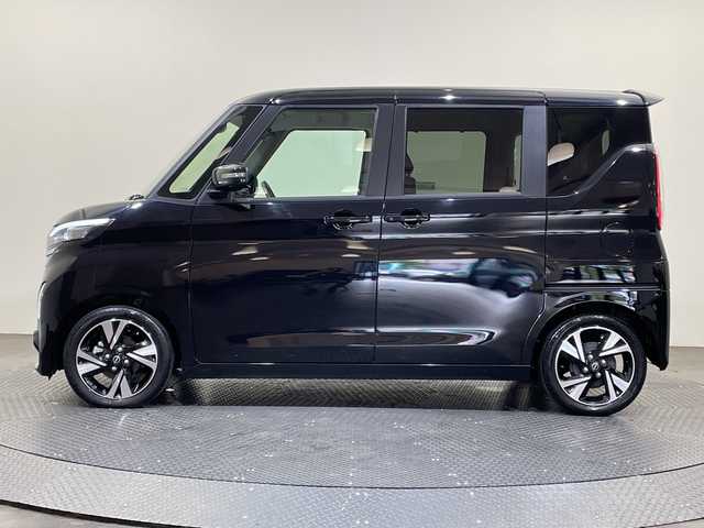 日産 ルークス HWS Gターボ プロパイロットED 愛媛県 2024(令6)年 0.4万km ブラック 純正9インチナビ/フルセグテレビ/Bluetooth/DVD/アラウンドビューモニター/両側パワースライドドア/エマージェンシーブレーキ/プロパイロット/レーンキープアシスト/オートライト/コーナーセンサー/LEDヘッドライト/ハーフレザーシート/ETC/スマートキー