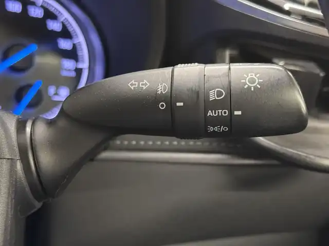トヨタ ハリアー ハイブリッド Z 三重県 2020(令2)年 6.9万km ホワイトパールクリスタルシャイン ハイブリッド/FF/MTモード付フロアCVT/JBLプレミアムサウンド/12.3インチナビ/（AM/FM/USB/AUX/CarPlay/AndroidAuto/TV/Miracast）/【OP】パノラミックビューモニター/モデリスタエアロ『アバンエモーショナルスタイル』（F/S/R下）/ドライブレコーダー 前後（電子ミラー内蔵・ナビ連動）/ETC2.0/Toyota Safety Sense/・プリクラッシュセーフティ/・レーントレーシングアシスト/・レーダークルコン/・ブラインドスポットモニター＆リヤクロストラフィックオートブレーキ/・パーキングサポートブレーキ（静止物・後方接近車両）/・アダプティブハイビームシステム/・ロードサインアシスト/・先行車発進告知/など/装備/・デジタルインナーミラー/・ハンズフリーパワーバックドア/・カラーヘッドアップディスプレイ/・ハーフレザーシート/・パワーシート［D8way］/・左右独立オートエアコン/・AC100Vアクセサリーコンセント（1500W・非常時給電システム付）/・電子パーキングブレーキ＆ブレーキホールド/・純正19inAW/・保/取/・スマートキーx2/など