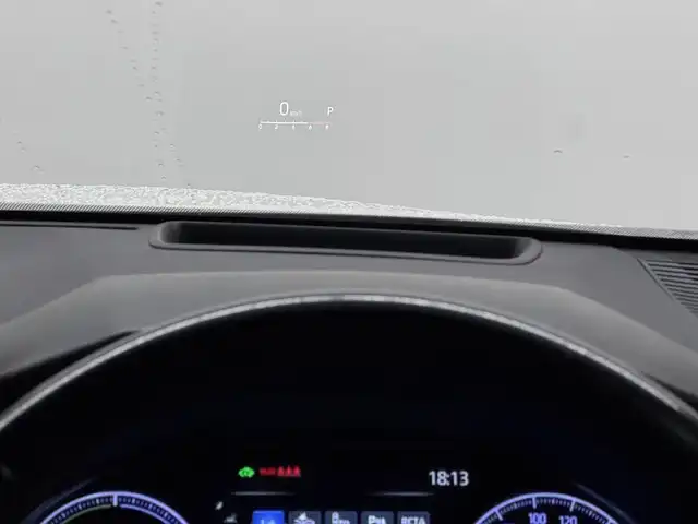 トヨタ ハリアー ハイブリッド Z 三重県 2020(令2)年 6.9万km ホワイトパールクリスタルシャイン ハイブリッド/FF/MTモード付フロアCVT/JBLプレミアムサウンド/12.3インチナビ/（AM/FM/USB/AUX/CarPlay/AndroidAuto/TV/Miracast）/【OP】パノラミックビューモニター/モデリスタエアロ『アバンエモーショナルスタイル』（F/S/R下）/ドライブレコーダー 前後（電子ミラー内蔵・ナビ連動）/ETC2.0/Toyota Safety Sense/・プリクラッシュセーフティ/・レーントレーシングアシスト/・レーダークルコン/・ブラインドスポットモニター＆リヤクロストラフィックオートブレーキ/・パーキングサポートブレーキ（静止物・後方接近車両）/・アダプティブハイビームシステム/・ロードサインアシスト/・先行車発進告知/など/装備/・デジタルインナーミラー/・ハンズフリーパワーバックドア/・カラーヘッドアップディスプレイ/・ハーフレザーシート/・パワーシート［D8way］/・左右独立オートエアコン/・AC100Vアクセサリーコンセント（1500W・非常時給電システム付）/・電子パーキングブレーキ＆ブレーキホールド/・純正19inAW/・保/取/・スマートキーx2/など